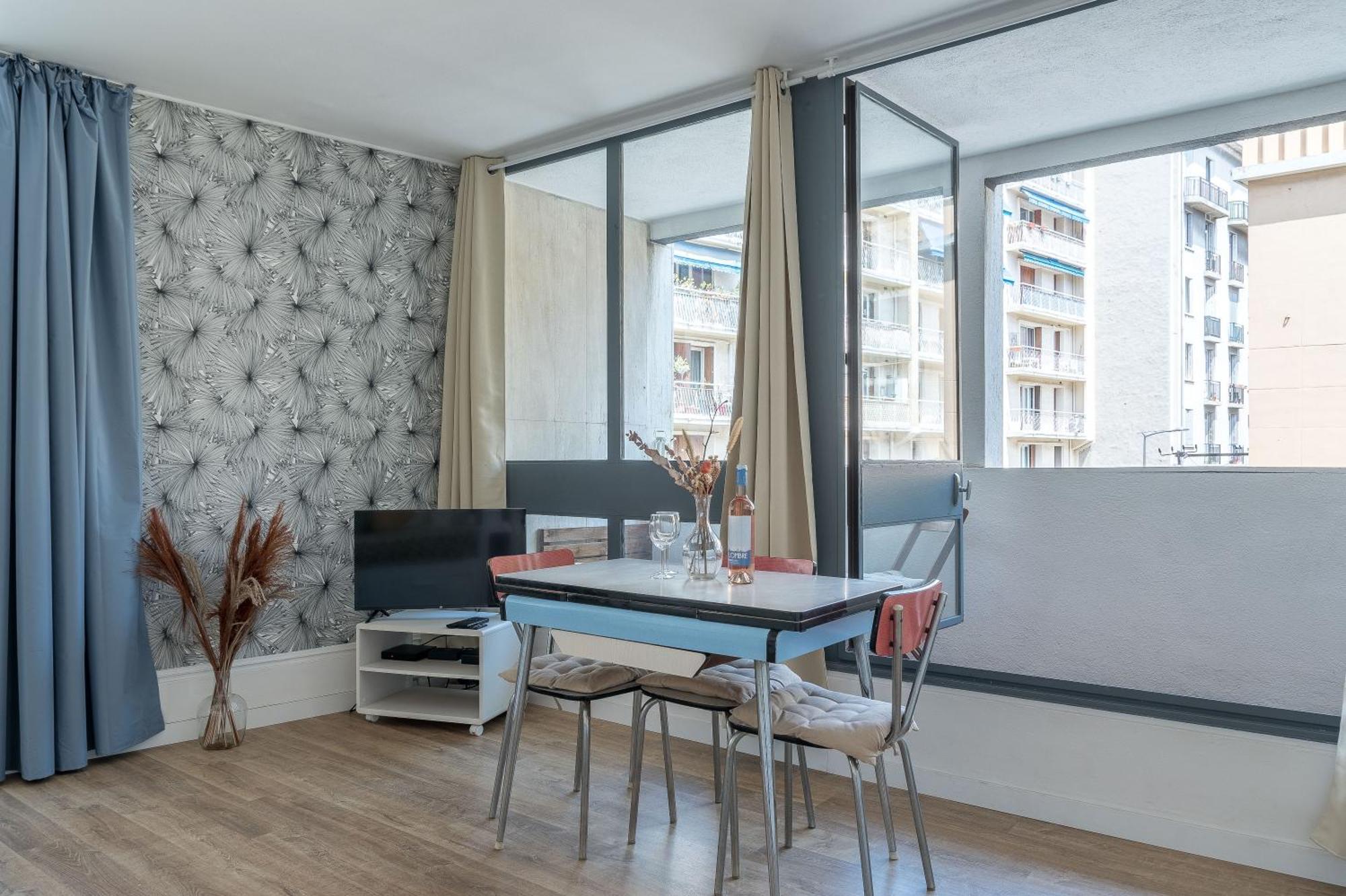 *Las Flores* Joli Studio Avec Balcon Marseille Luaran gambar