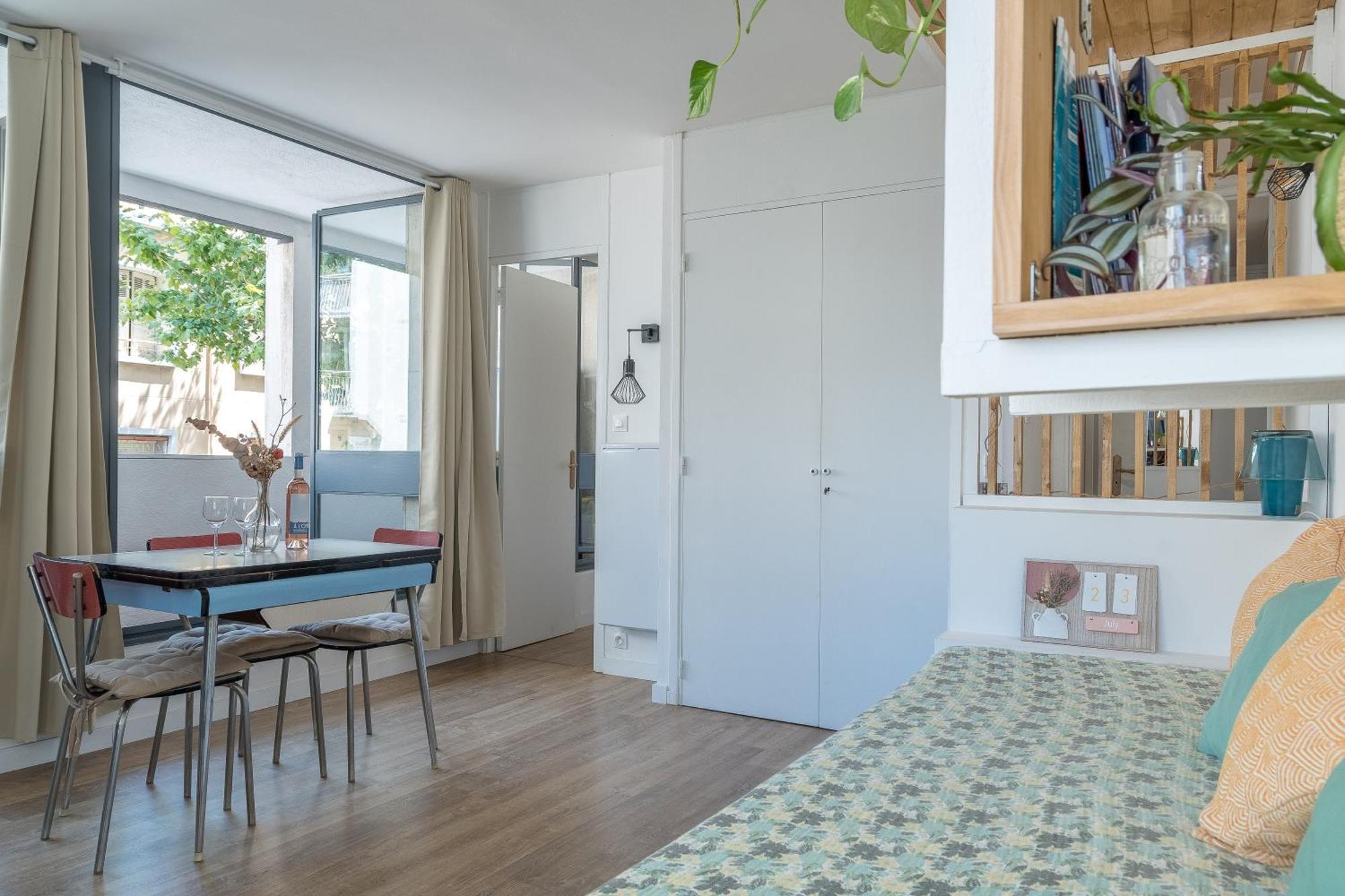 *Las Flores* Joli Studio Avec Balcon Marseille Luaran gambar